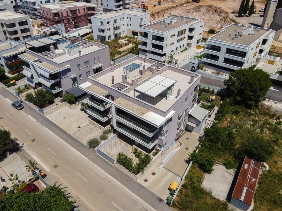Apartment Wing 77 By Belmont Realty Zadar Bagian luar foto