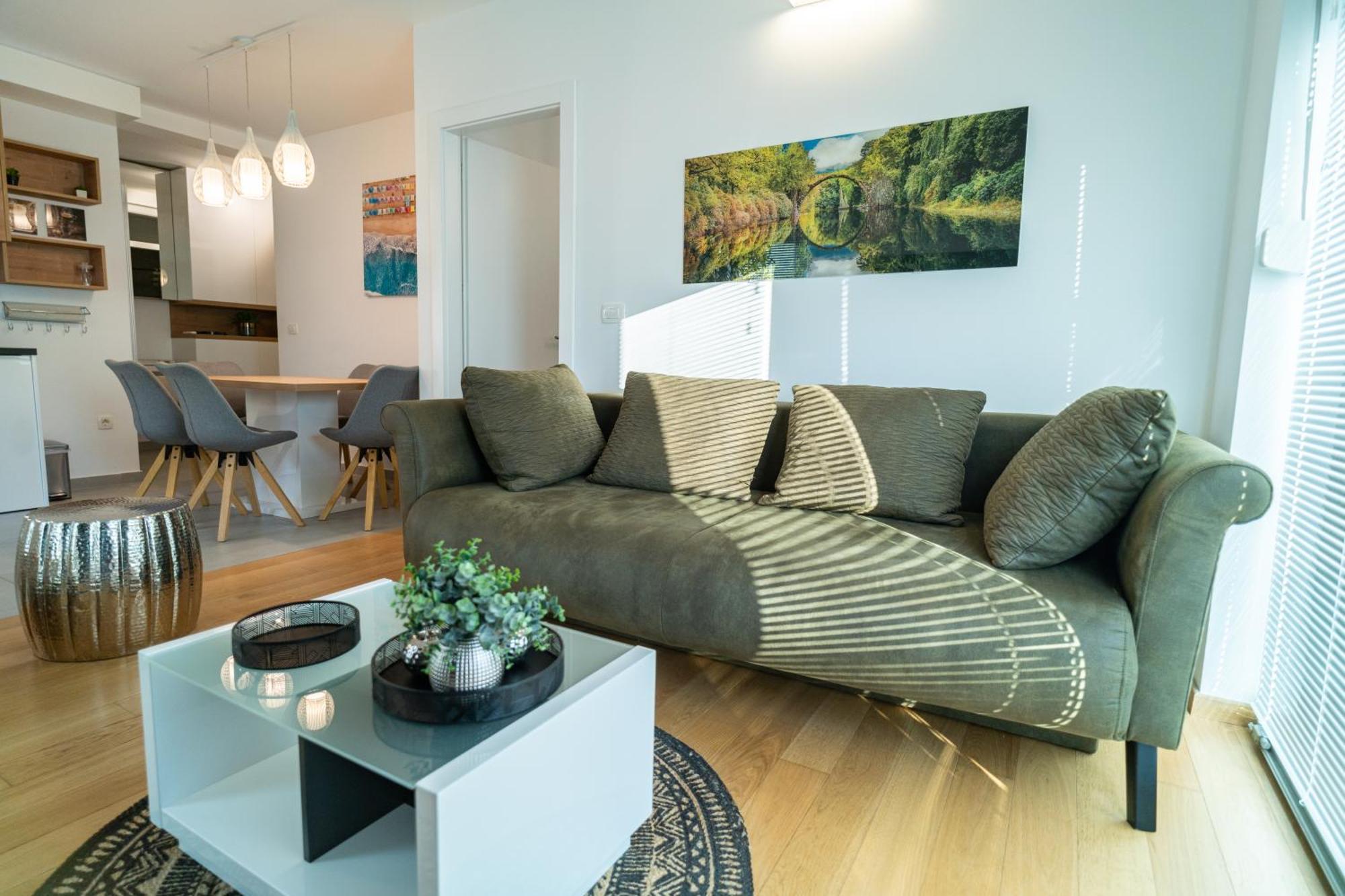 Apartment Wing 77 By Belmont Realty Zadar Bagian luar foto